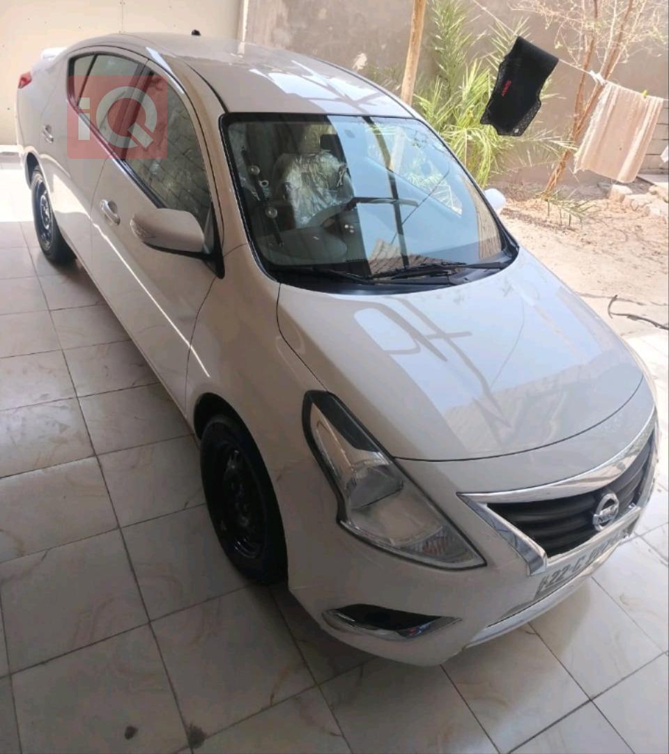 نيسان صني